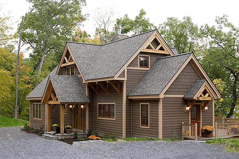 4508 square foot Custom Eastern White Pine Timber Frame Home with 4 bedrooms and 3.5 bathrooms