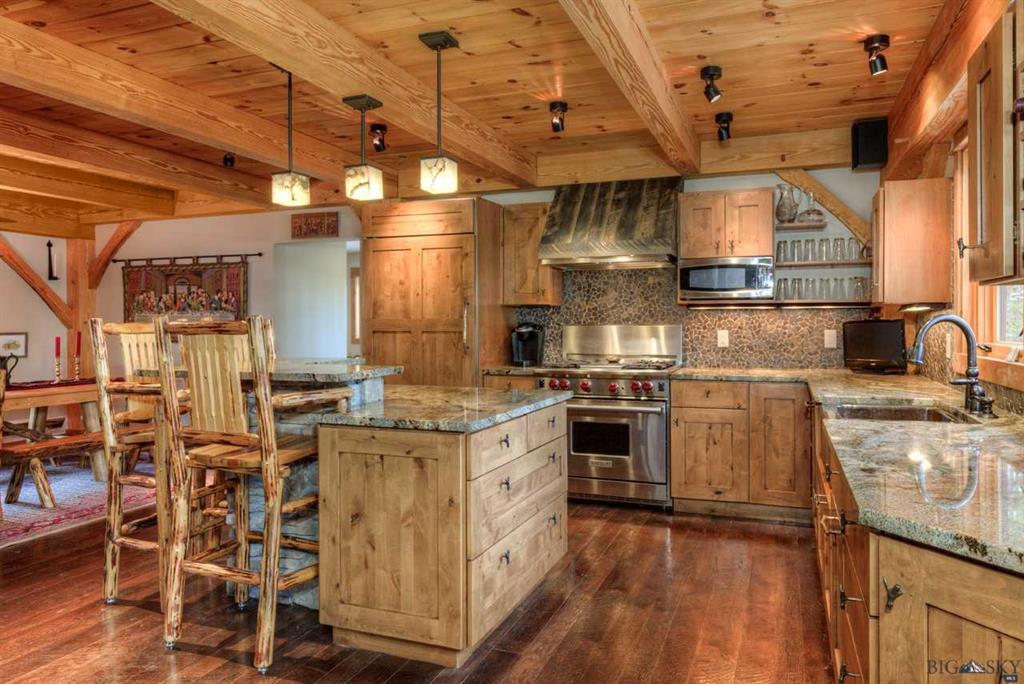 Kitchen Design - Timber Frame Homes