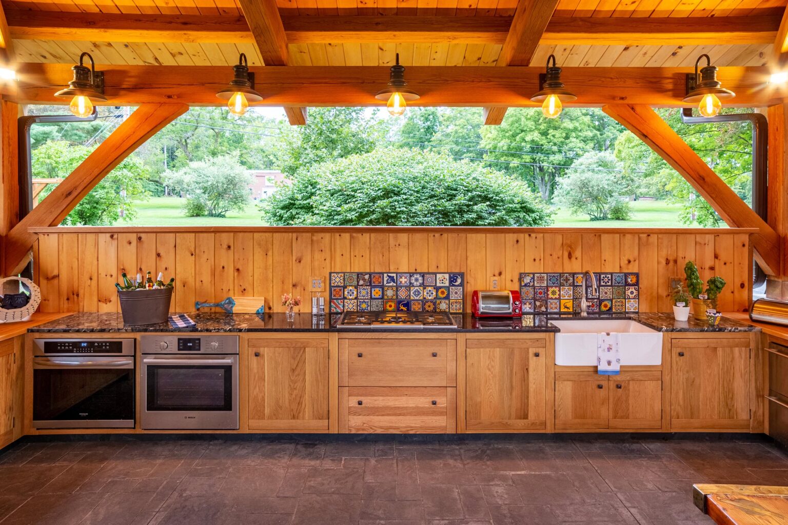 Framing shop outdoor kitchen