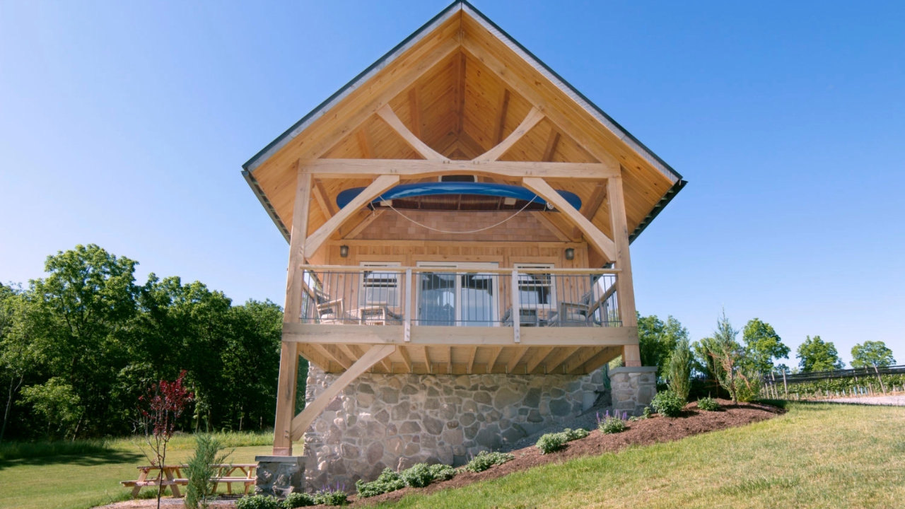 Red-Oak-Vineyard3-scaled (1)